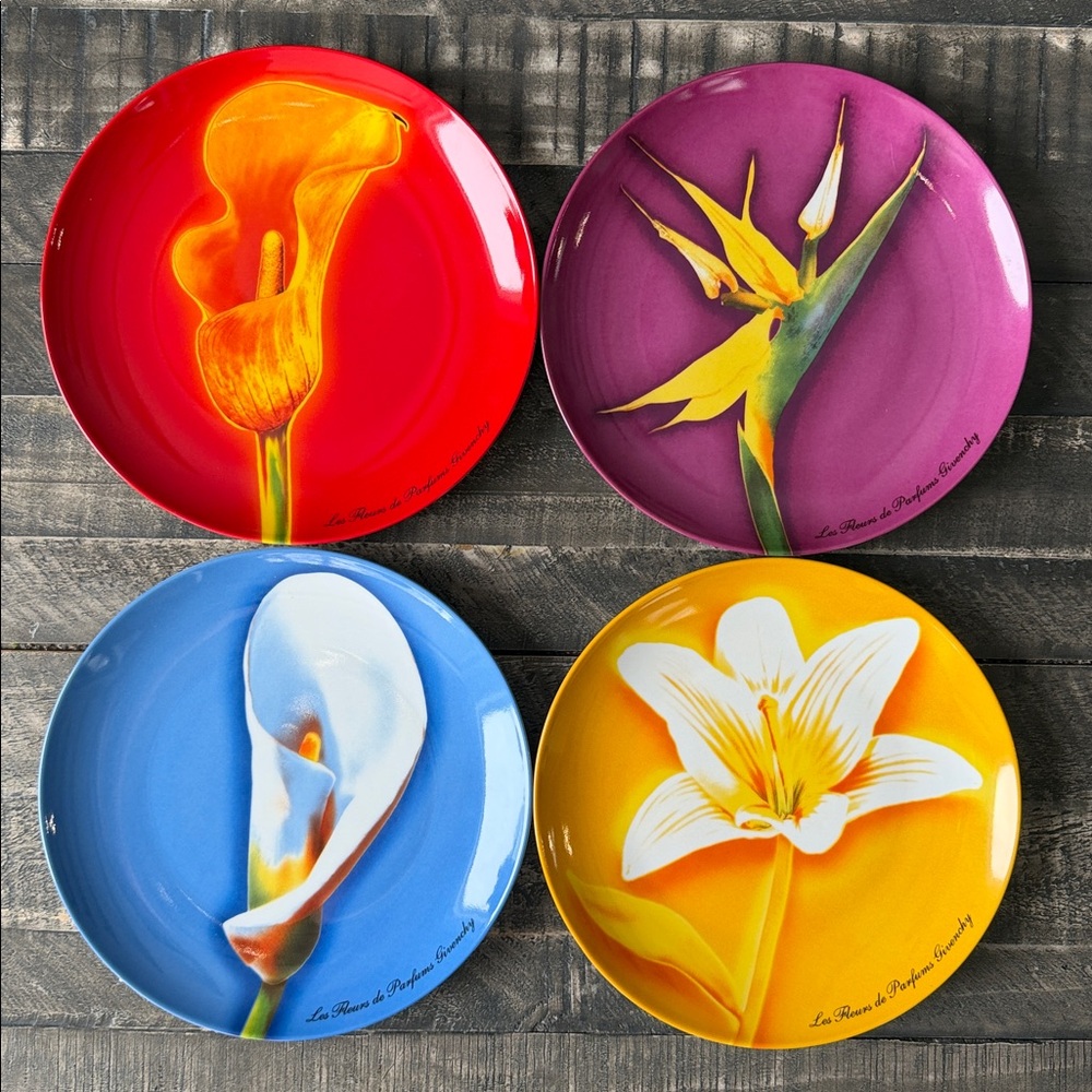 Set of 4 Givenchy Parfums Flower Plates